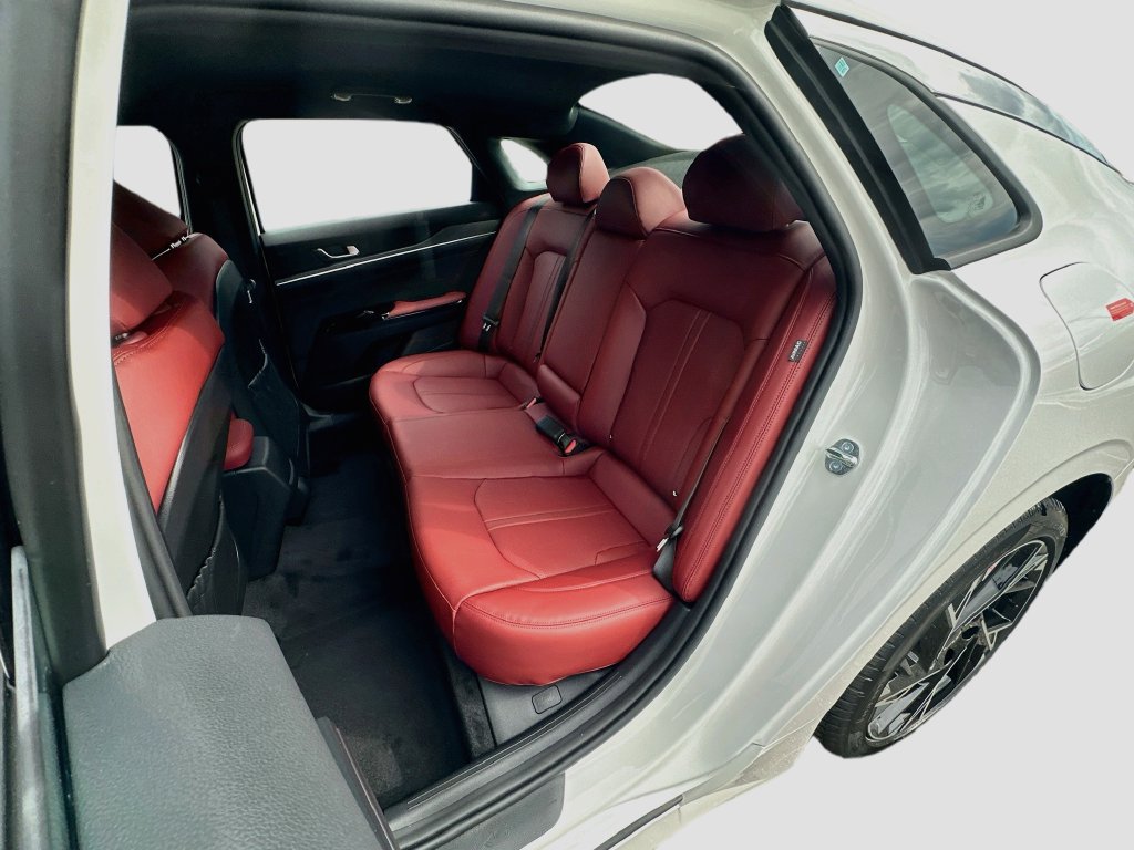 New 2027 Kia K5 GT-Line FWD image 23