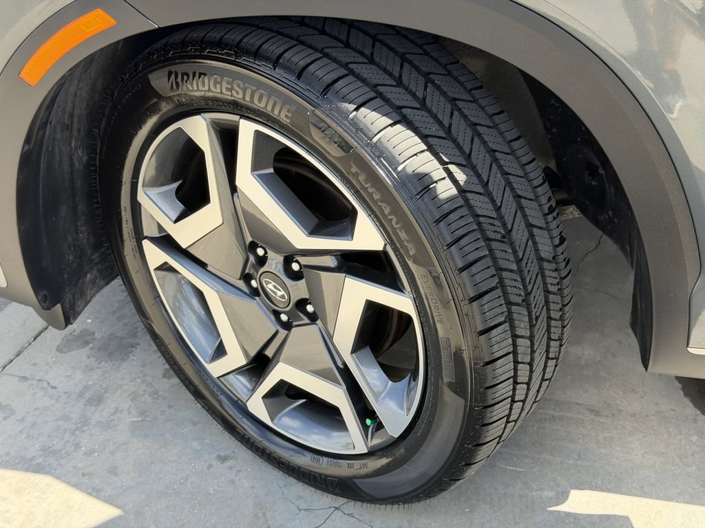 Used 2023 Hyundai Palisade Limited FWD image 38