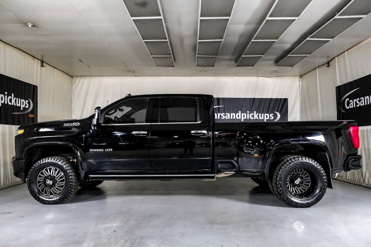 Used 2023 Chevrolet Silverado 3500 High Country w/ Technology Package AWD/4WD image 12