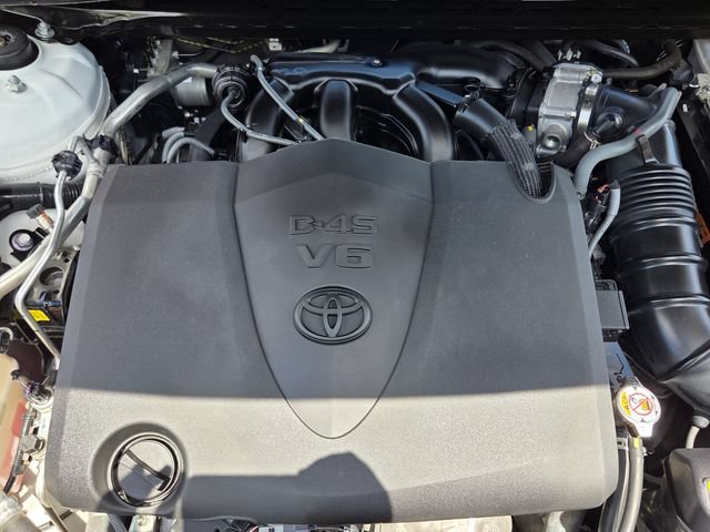 Used 2019 Toyota Camry XSE FWD image 23
