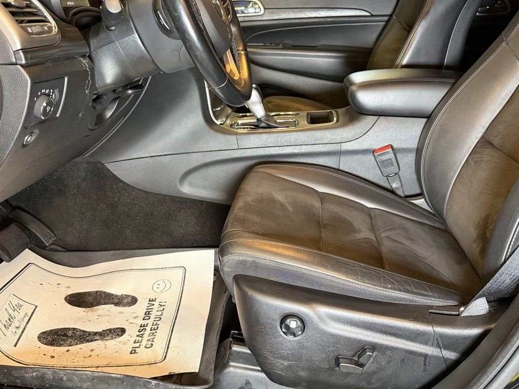 Used 2022 Jeep Grand Cherokee Laredo X image 22