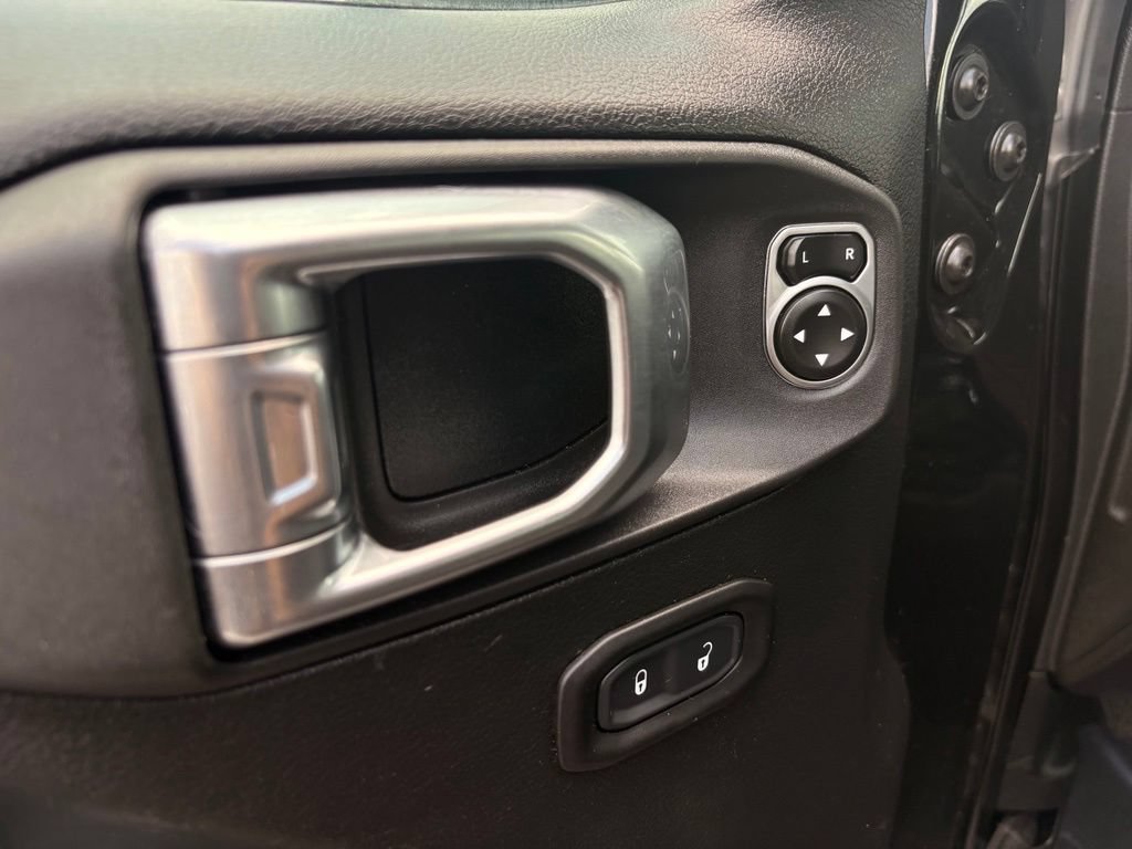 Used 2020 Jeep Gladiator Sport w/ Quick Order Package 24S AWD/4WD image 12