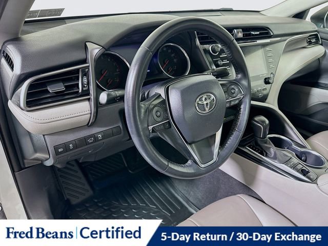 Used 2020 Toyota Camry XSE image 10