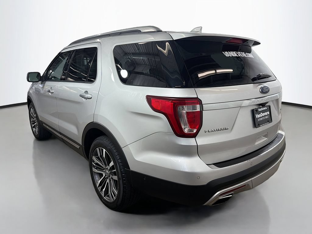 Used 2017 Ford Explorer Platinum AWD/4WD image 7