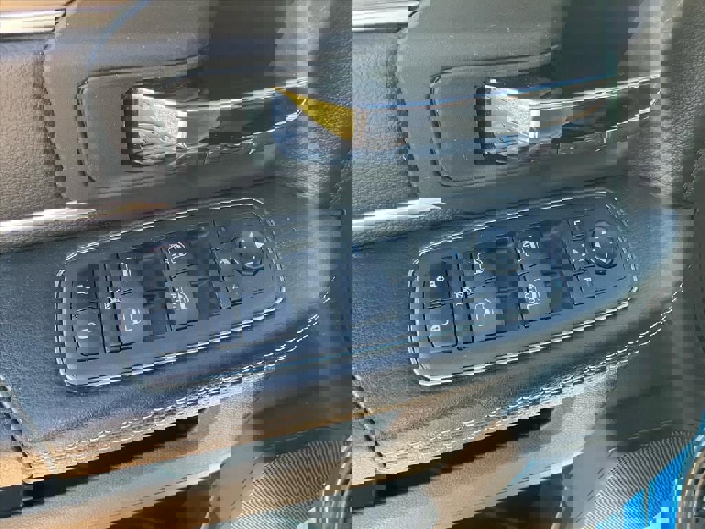 Used 2022 RAM 1500 Classic Warlock w/ Electronics Group image 15