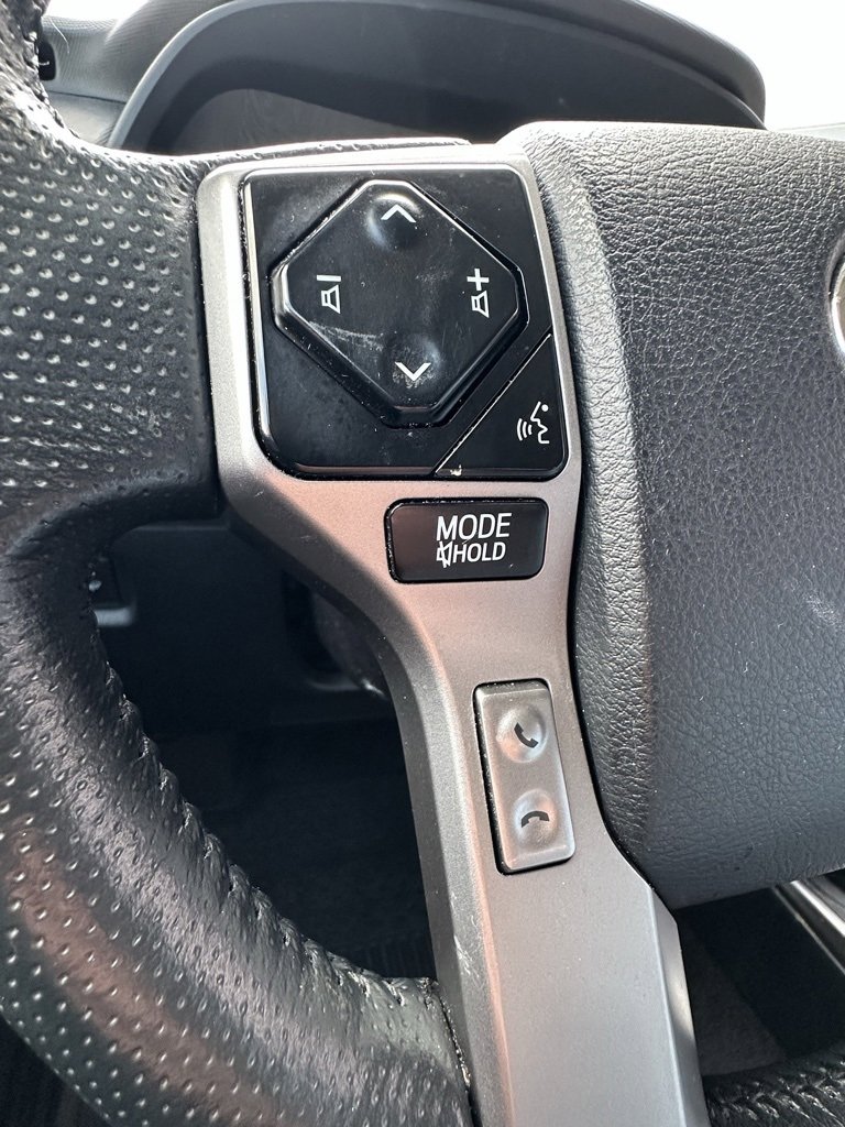 Used 2023 Toyota 4Runner Limited image 20