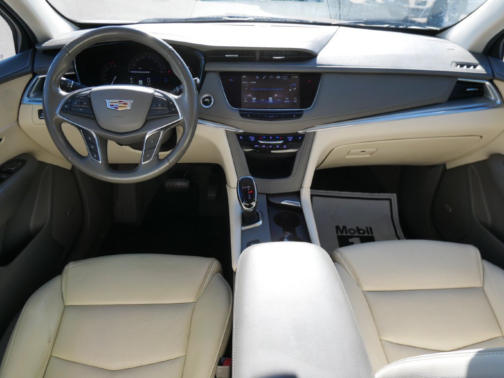Used 2019 Cadillac XT5 Luxury AWD/4WD image 14