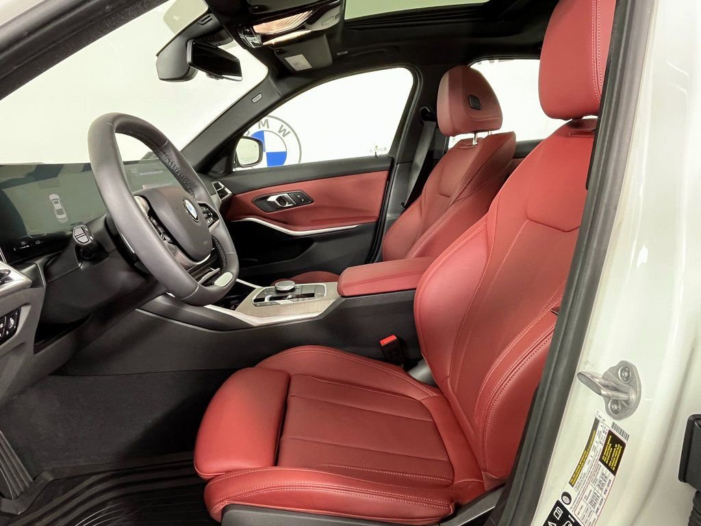 Certified 2025 BMW 330i xDrive Sedan w/ Premium Package image 21