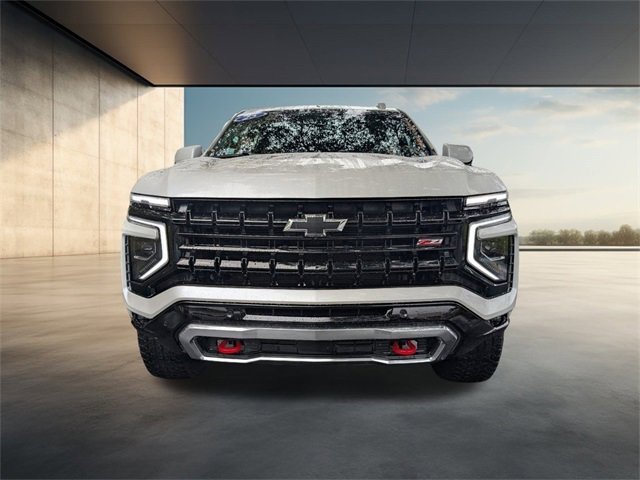 Used 2025 Chevrolet Suburban Z71 w/ Comfort Package image 10