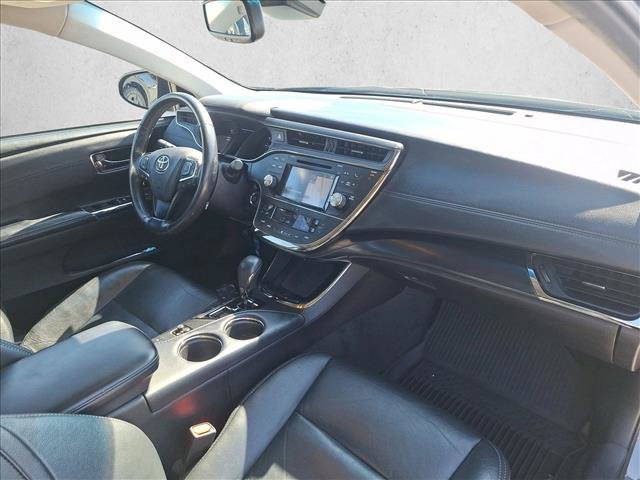 Used 2018 Toyota Avalon Touring w/ All Weather Liner Package FWD image 18