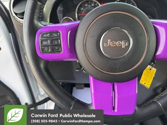 Used 2016 Jeep Wrangler Unlimited Sahara w/ Connectivity Group image 15