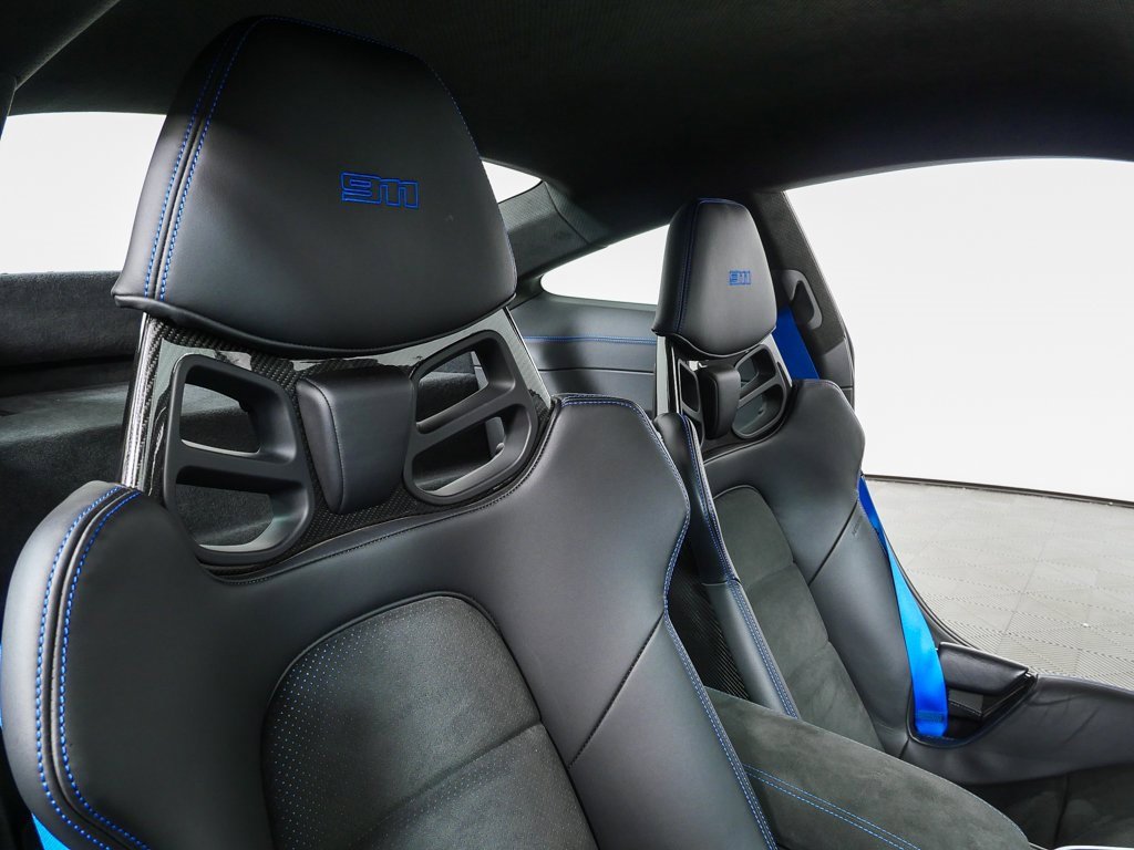 Certified 2023 Porsche 911 Dakar image 19