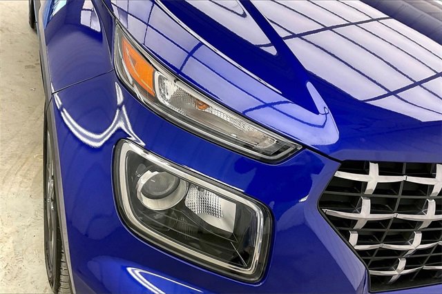 Used 2024 Hyundai Venue SEL image 26
