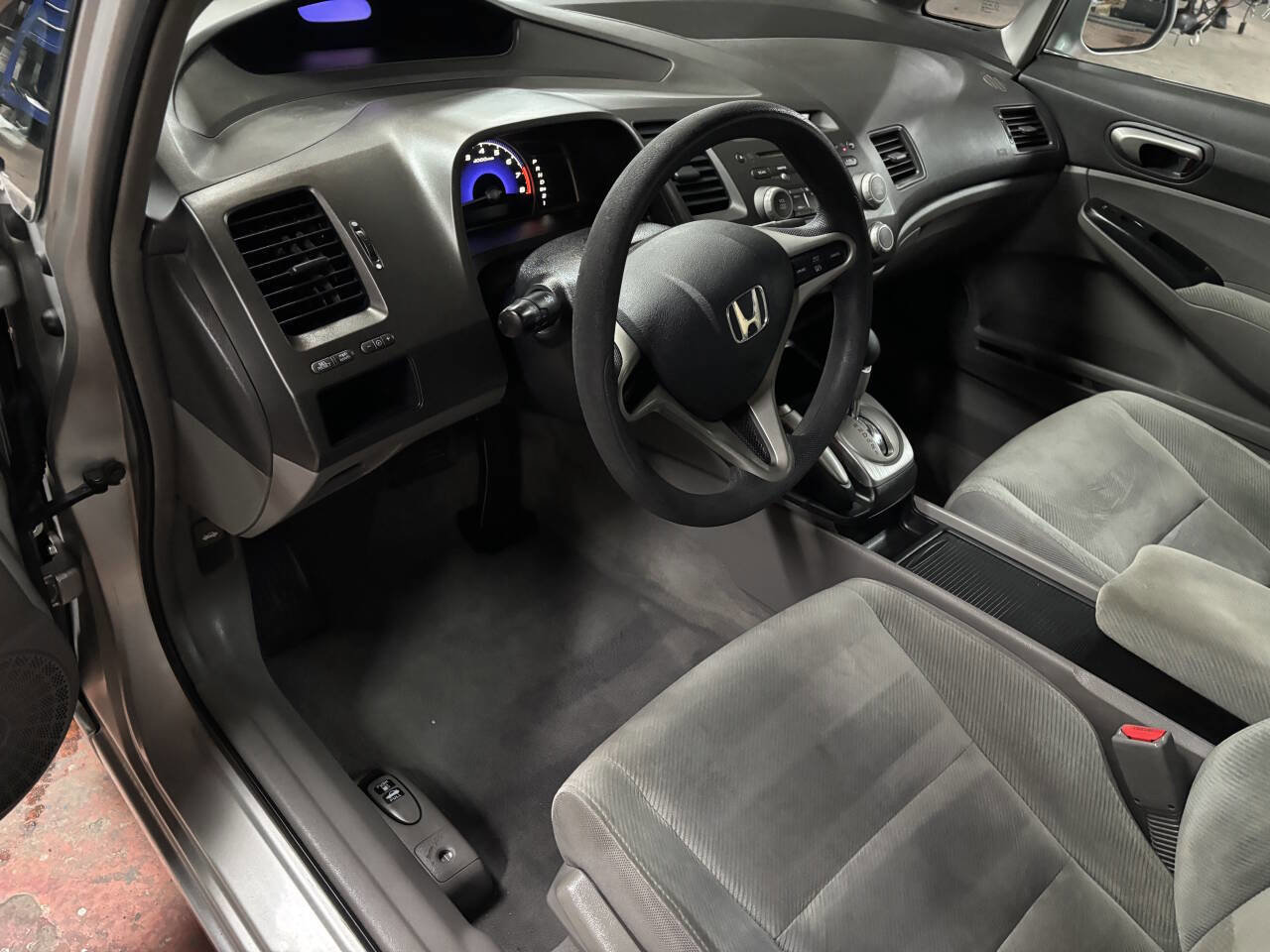 Used 2011 Honda Civic LX image 18