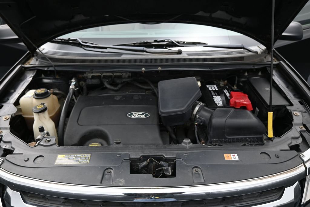 Used 2013 Ford Edge SE FWD image 24