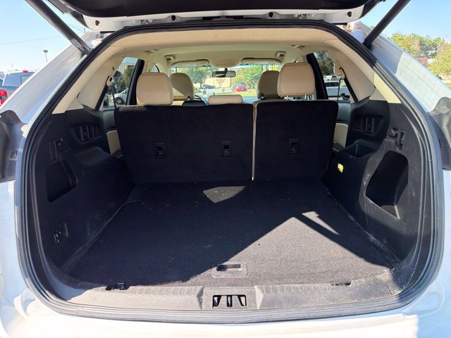 Used 2015 Ford Edge SEL w/ Equipment Group 201A FWD image 7