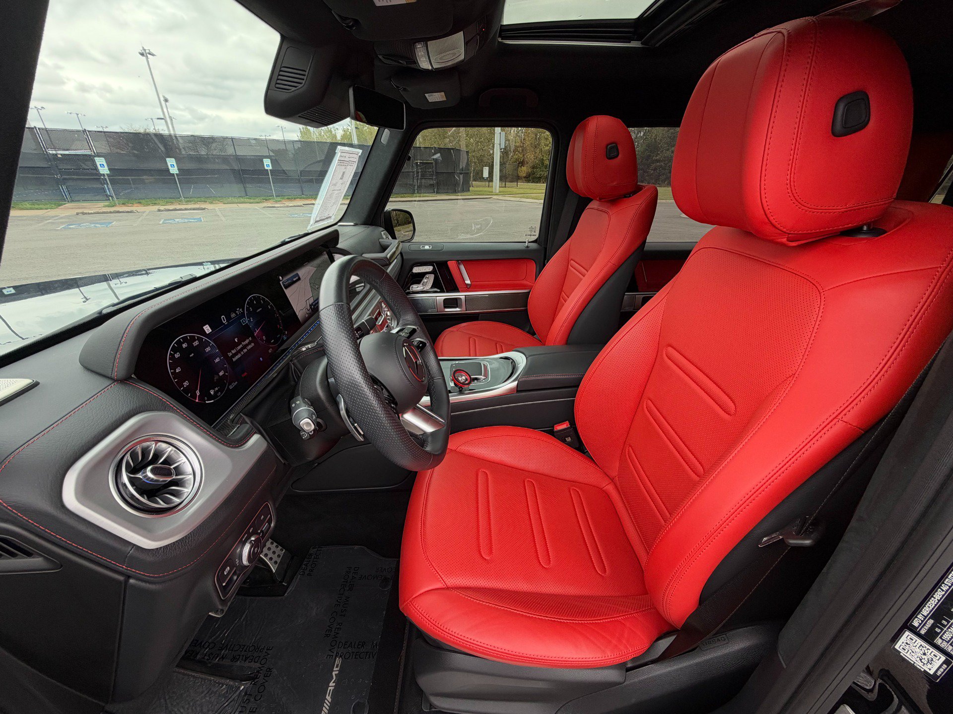 Used 2025 Mercedes-Benz G 550 image 9