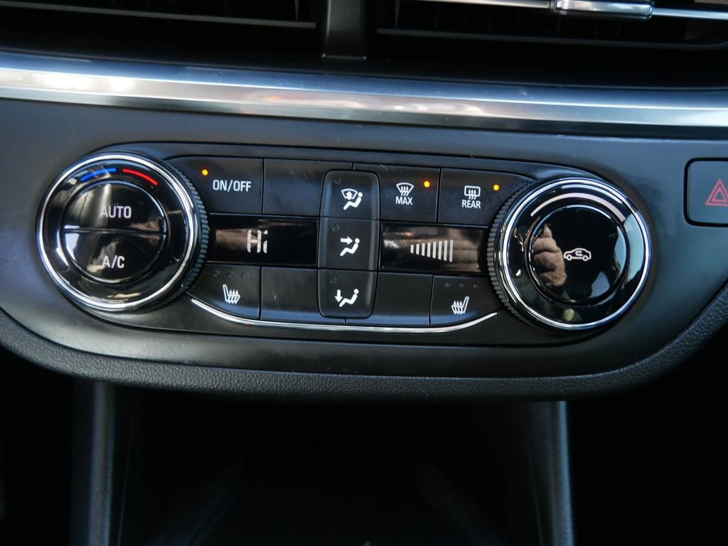 Certified 2024 Buick Envista Preferred w/ Convenience I Package image 23