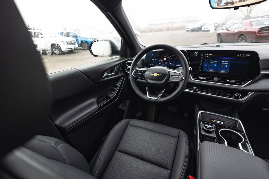 New 2026 Chevrolet Equinox LT w/ Convenience Package II image 24