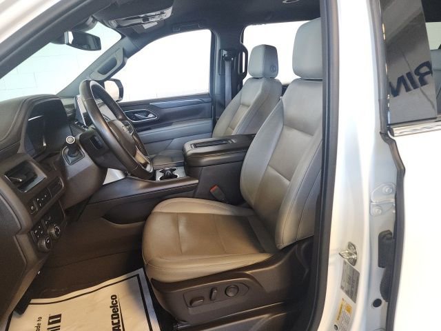 Used 2024 Chevrolet Suburban LT AWD/4WD image 7