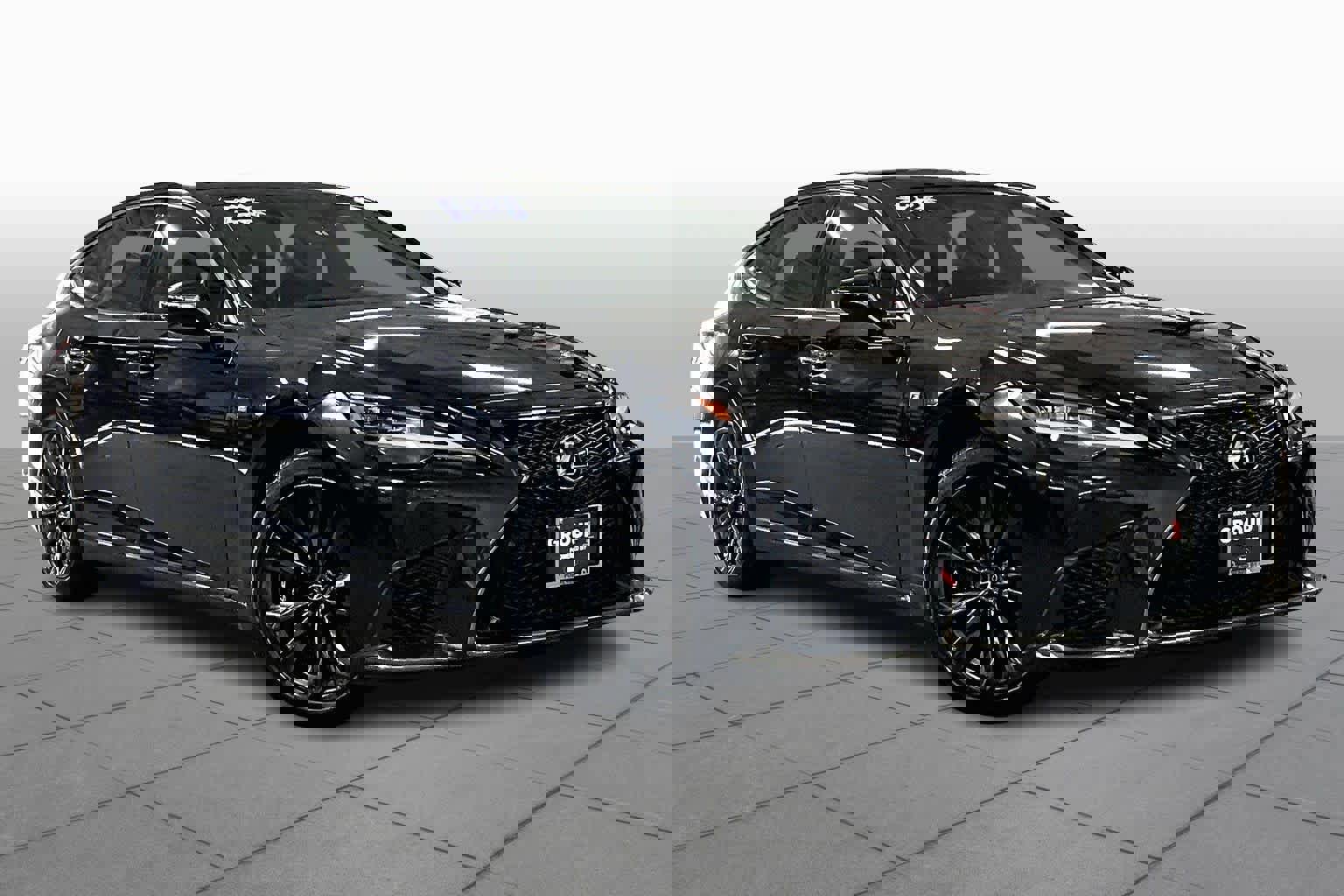 Used 2022 Lexus LS 500 F Sport w/ Accessory Package (Z2) image 3