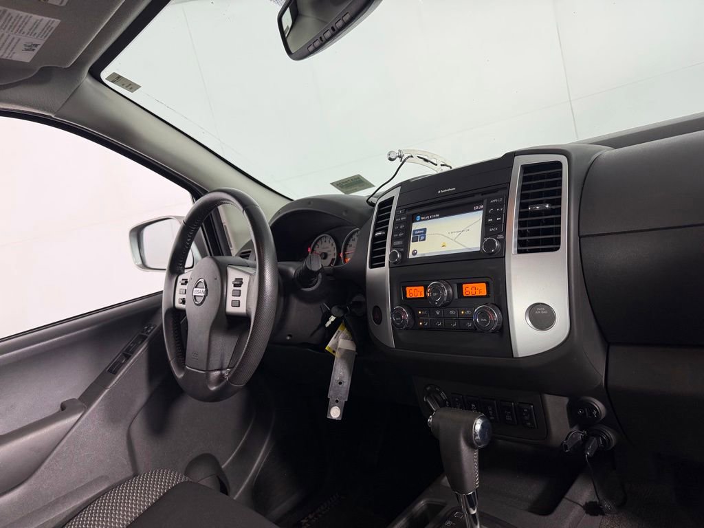 Used 2018 Nissan Frontier PRO-4X AWD/4WD image 34
