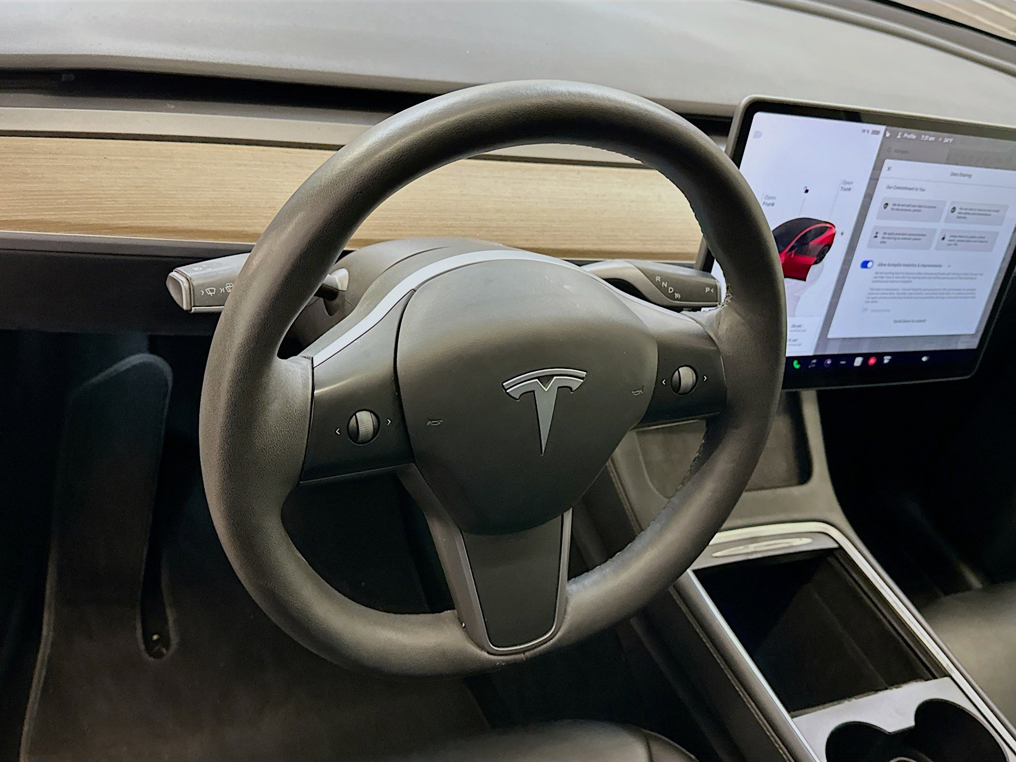 Used 2023 Tesla Model Y Long Range image 18