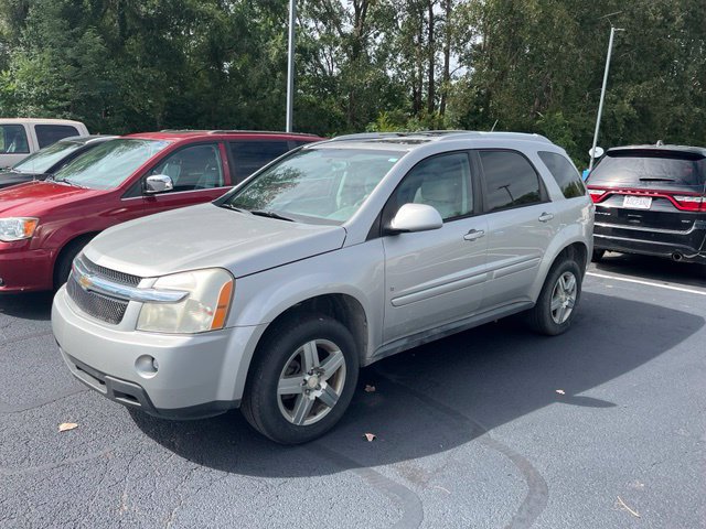 Used 2008 Chevrolet Equinox LT w/ LT Preferred Equipment Group AWD/4WD image 2