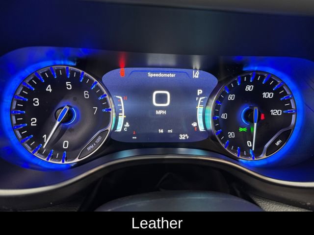 New 2026 Chrysler Pacifica Select w/ S Appearance Package image 2