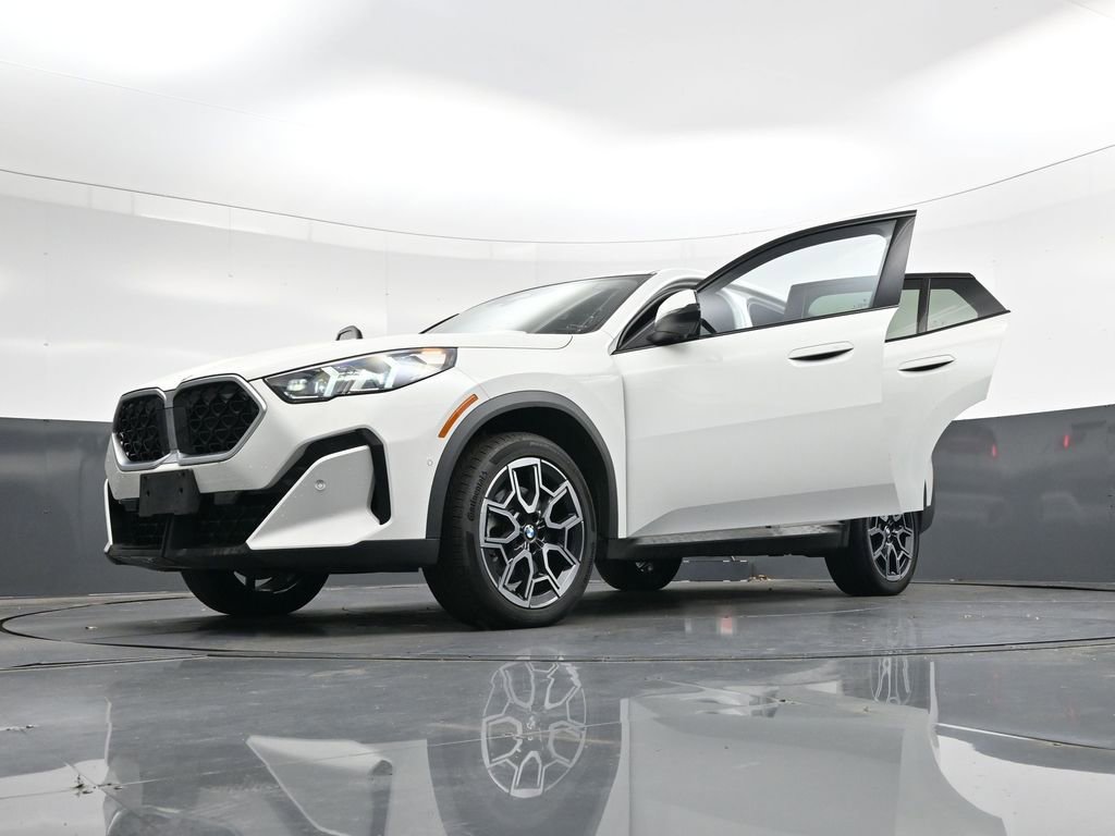 Used 2025 BMW X2 xDrive28i image 40