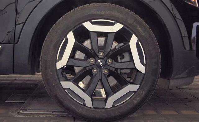 Used 2025 Kia Telluride S image 6