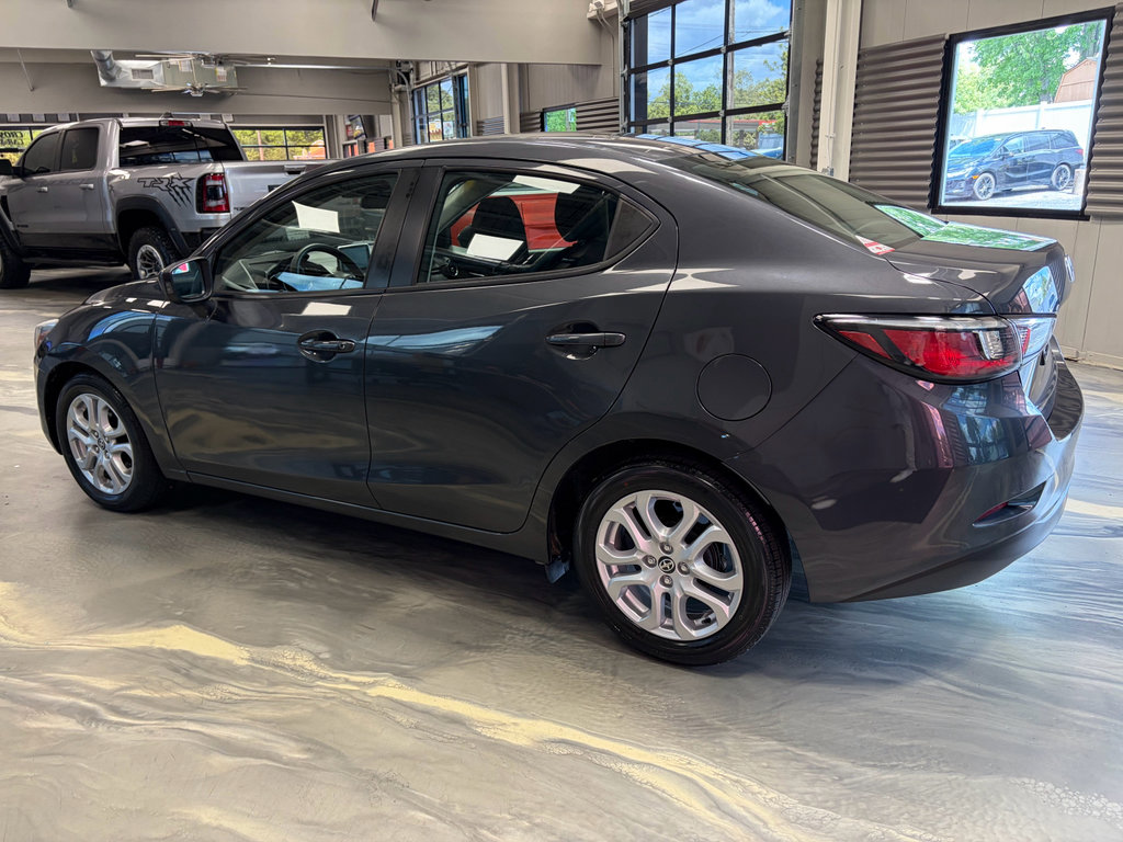 Used 2016 Scion iA FWD image 30
