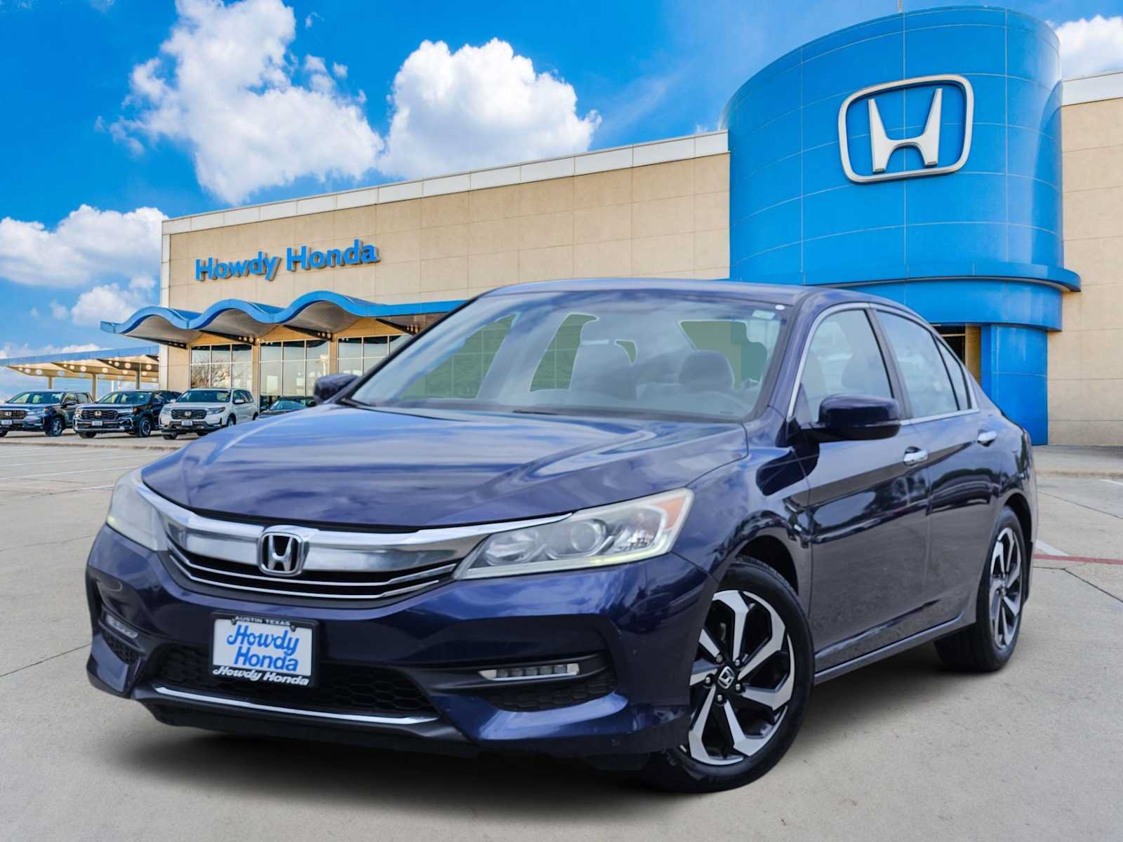Used 2017 Honda Accord EX video 1