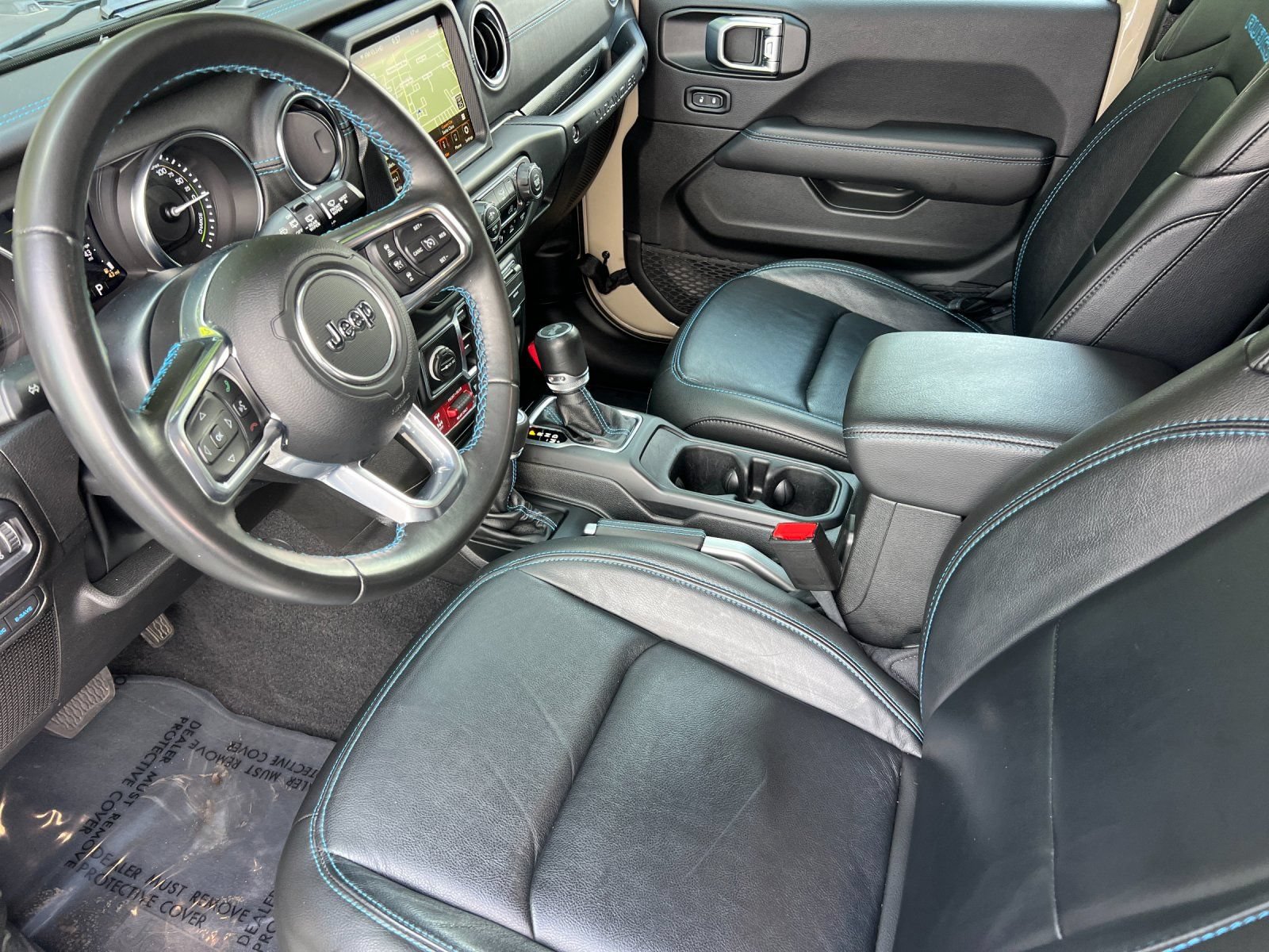 Used 2022 Jeep Wrangler Unlimited Rubicon 4xe w/ Safety Group AWD/4WD image 10