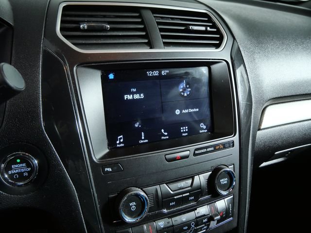 Certified 2018 Ford Explorer XLT w/ Equipment Group 202A AWD/4WD image 21