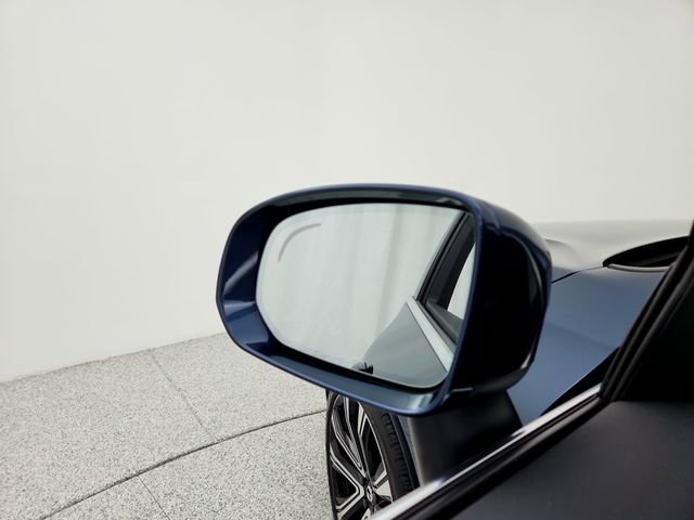 Certified 2023 Volvo XC60 B6 Ultimate w/ Protection Package Premier image 19