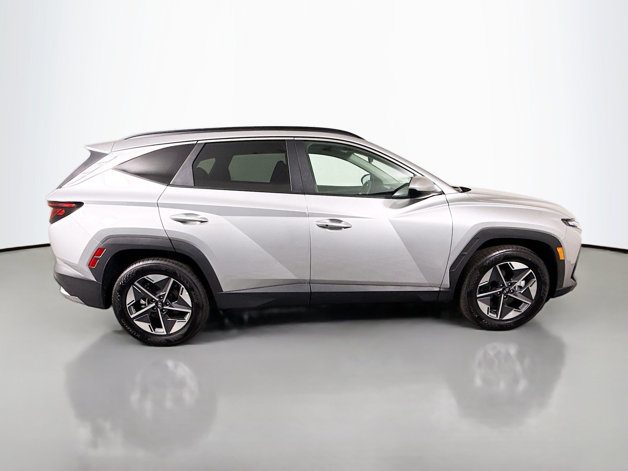 Used 2026 Hyundai Tucson SEL FWD image 11