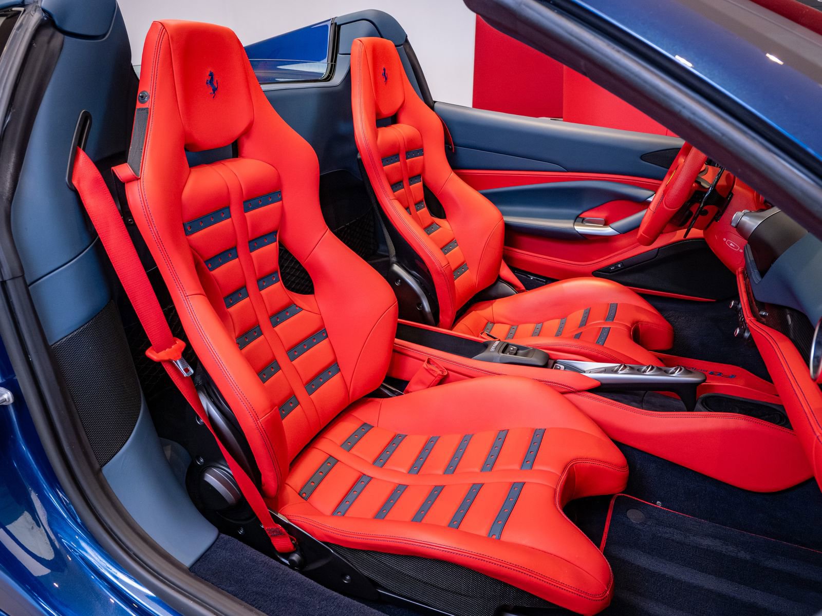 Used 2022 Ferrari F8 Tributo image 19