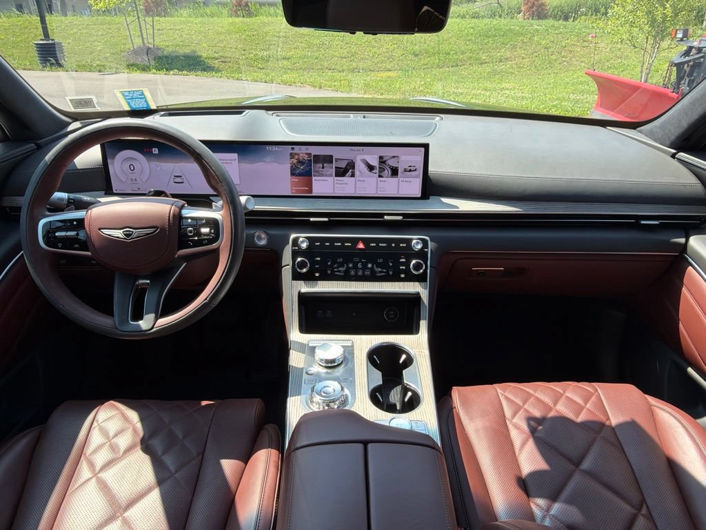 Certified 2025 Genesis GV80 3.5T Prestige AWD/4WD image 7
