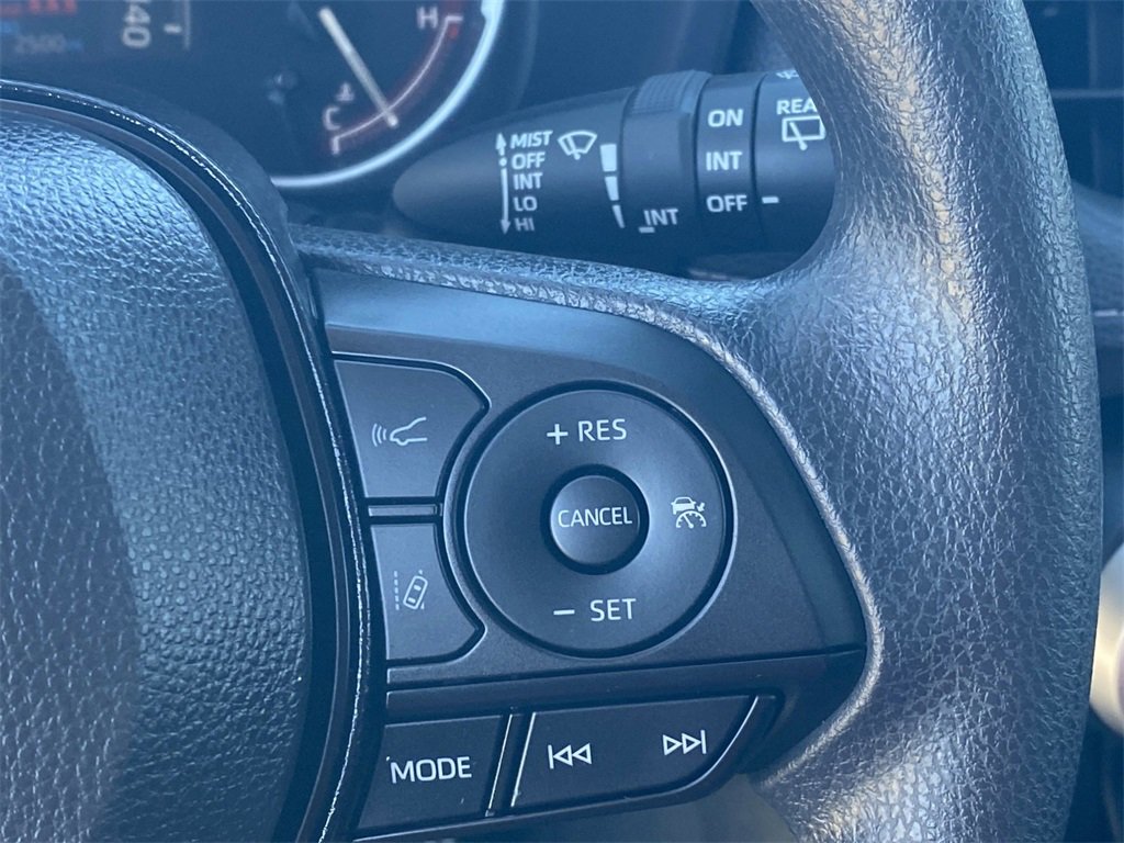 Certified 2025 Toyota RAV4 XLE image 25