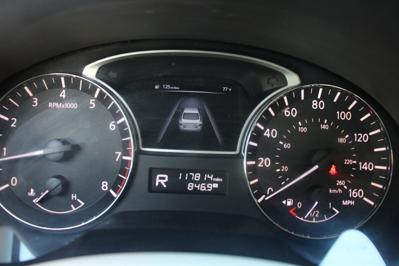 Used 2014 Nissan Altima 2.5 S w/ Display Audio Package FWD image 7