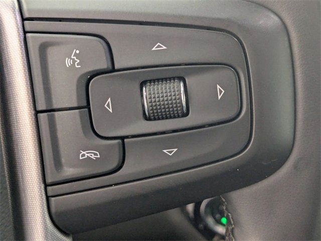 Certified 2025 GMC Sierra 1500 SLT image 17