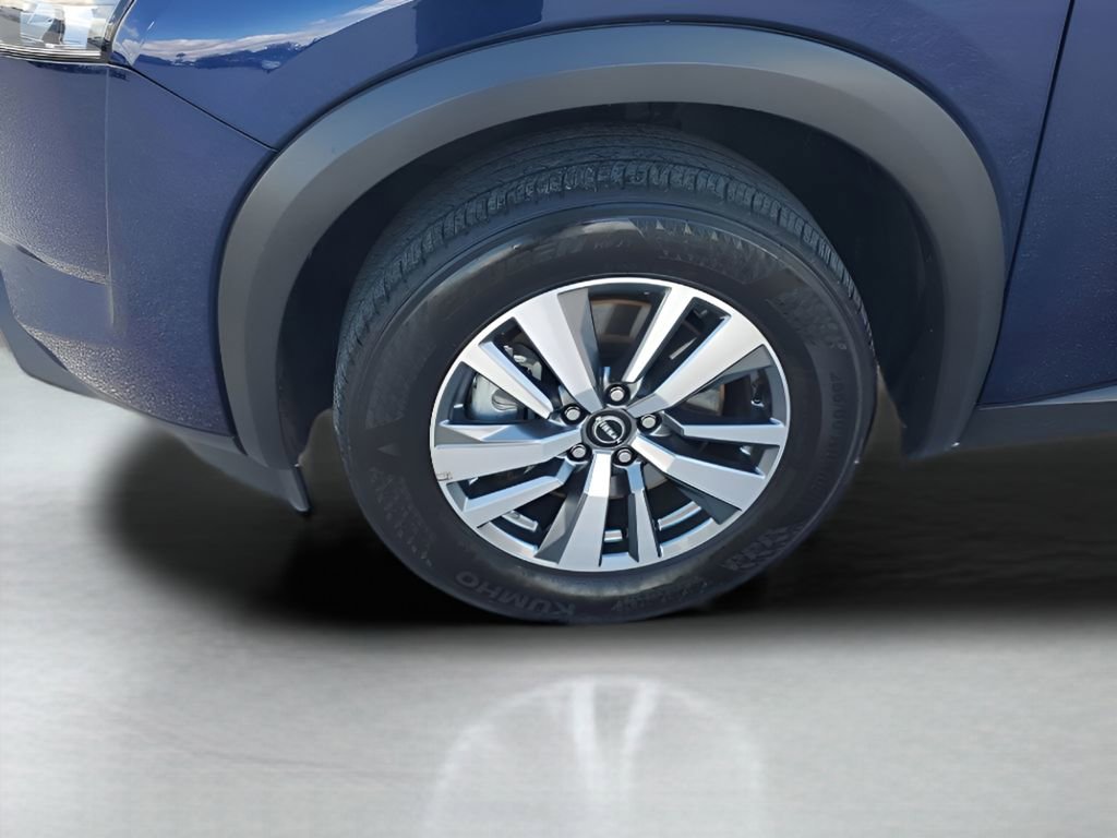 Used 2025 Nissan Pathfinder SL image 18