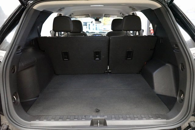 Used 2023 Chevrolet Equinox LS w/ Driver Confidence II Package image 46