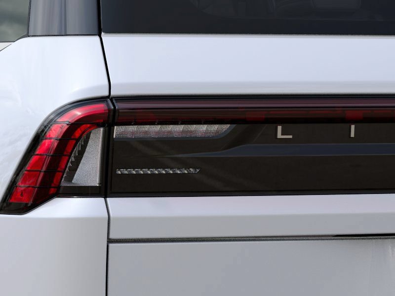 New 2027 Lincoln Navigator Premiere AWD/4WD image 21