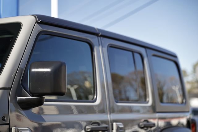 Used 2023 Jeep Wrangler Willys image 4