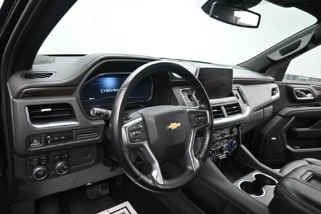 Used 2023 Chevrolet Suburban LT AWD/4WD image 15