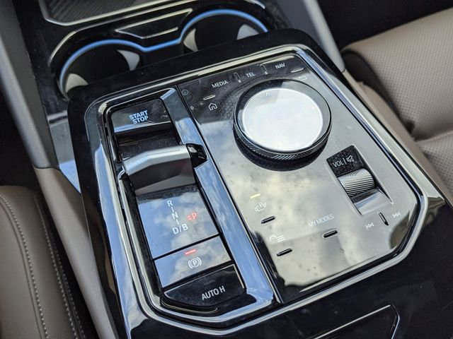 Certified 2024 BMW i5 M60 w/ Premium Package image 30