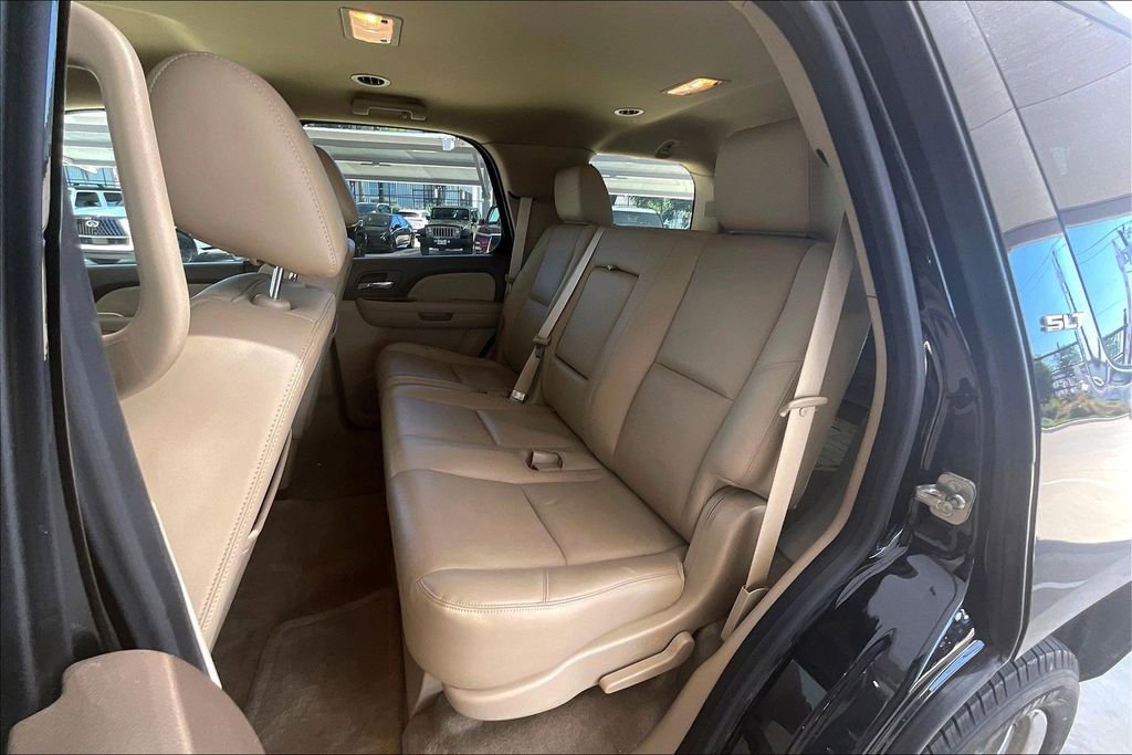 Used 2013 GMC Yukon SLT w/ SLT-2 Equipment Package AWD/4WD image 27