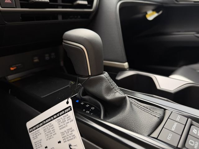 New 2026 Toyota Camry SE image 18